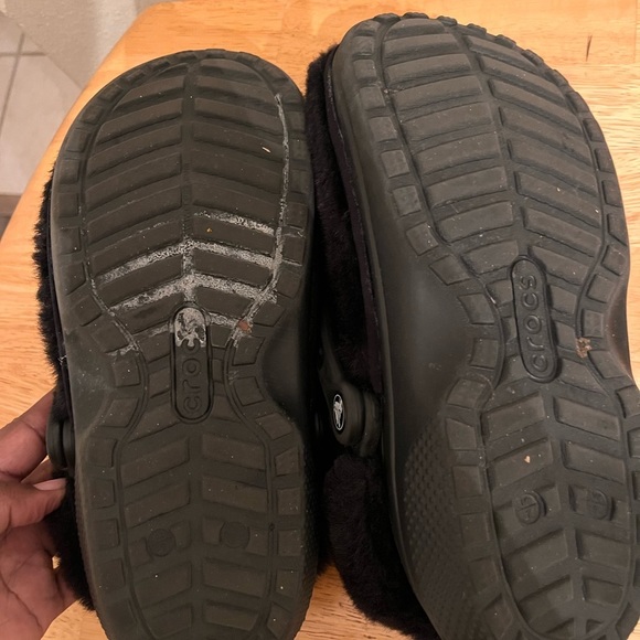 Pre- Loved Crocs Classic Fur Sure - Picture 6 of 7
